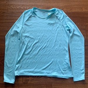 New patagonia capilene light blue 15 UPF